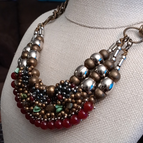 Vintage Pam Hiran Signed Beaded Brasstone Bib Statement Necklace 🤩 - Picture 3 of 6